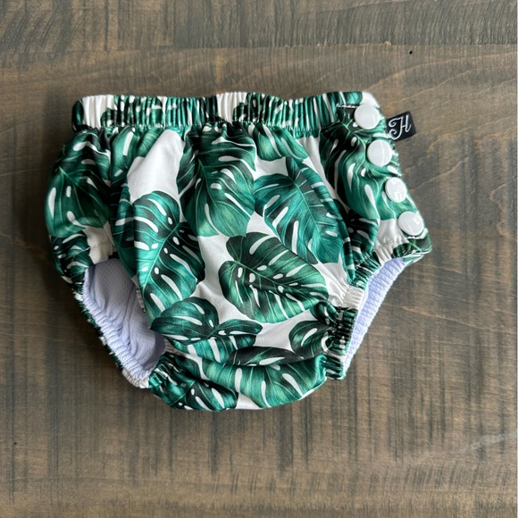 Boy 0-6m Swim and Hat Bundle - jan&Jul, Hatley, Rylee & Cru etc - Picture 8 of 9